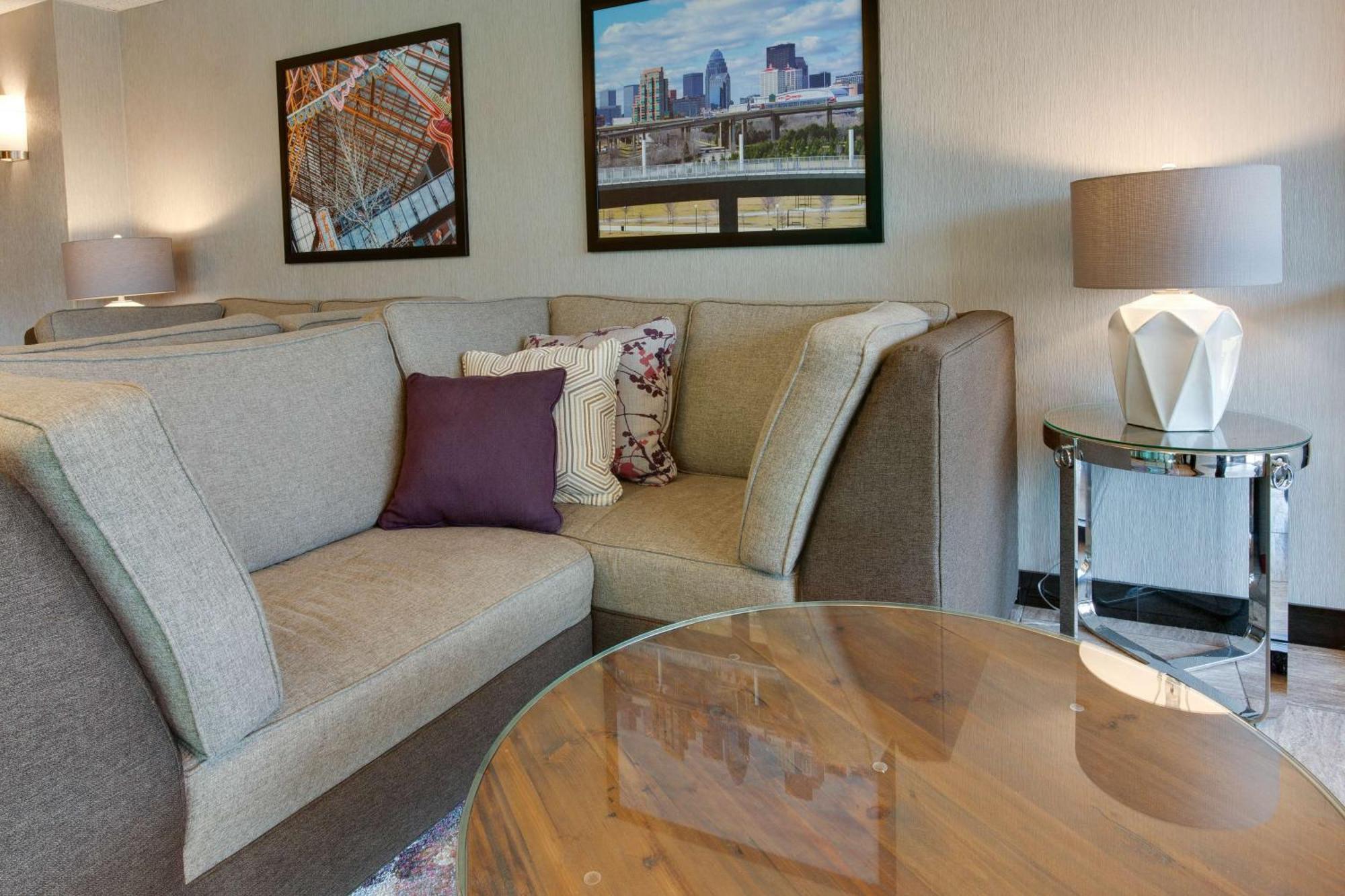 Drury Inn & Suites Louisville East Luaran gambar