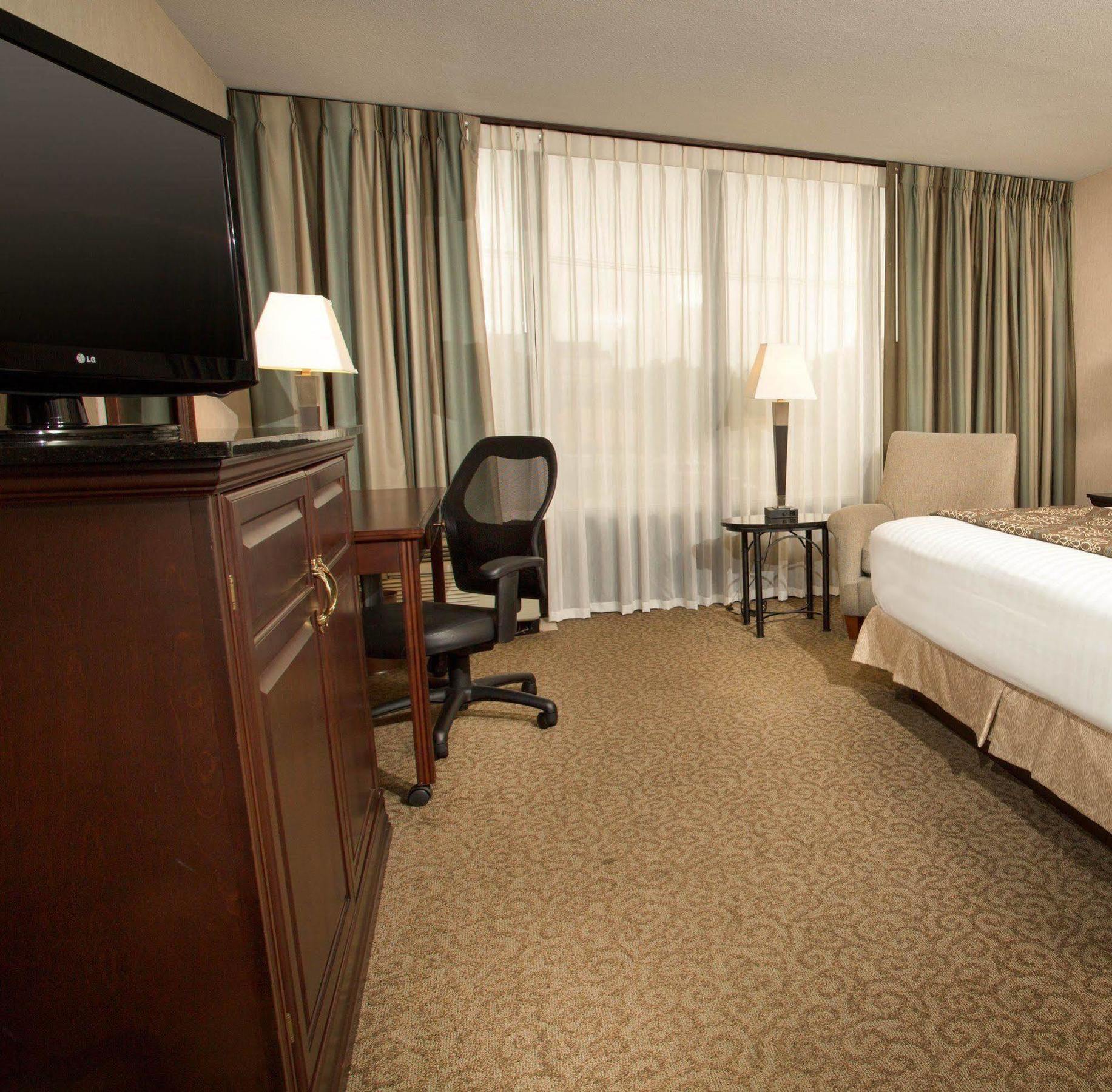 Drury Inn & Suites Louisville East Luaran gambar